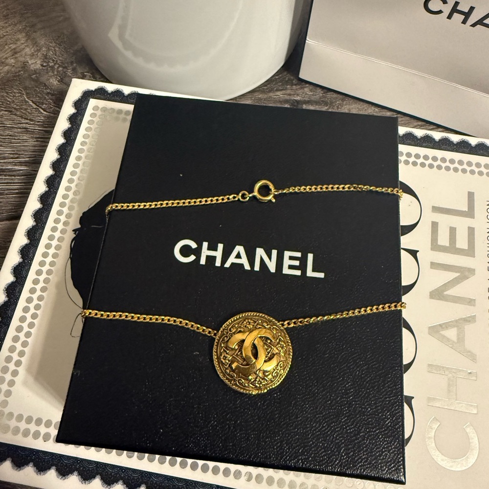 CHANEL Gold Necklace with Logo Pendant - Picture 10 of 11